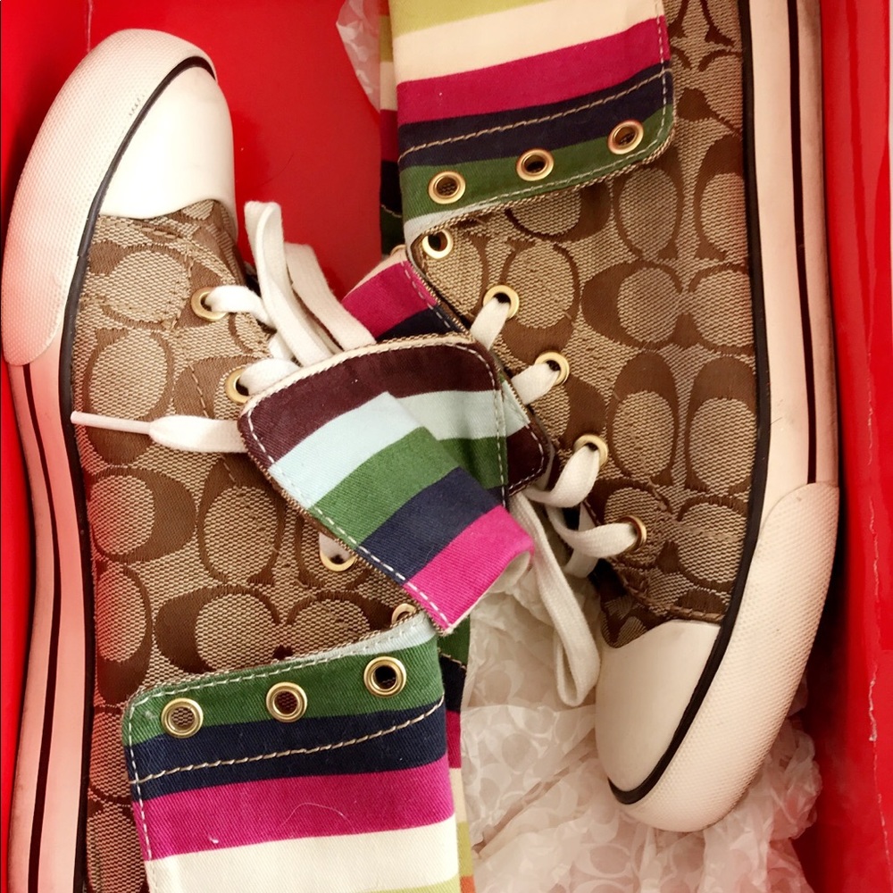 Sneakers